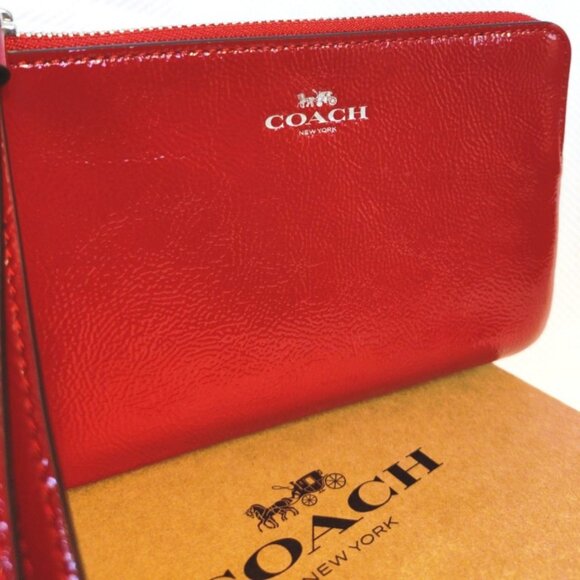 Coach Patent Leather Corner Zip Wristlet in Red, NWOT - Picture 2 of 4
